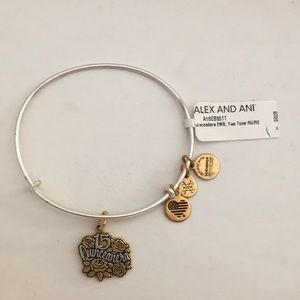 Ladies’ NWT 2018 Alex and Ani 15 Quinceanera Bracelet